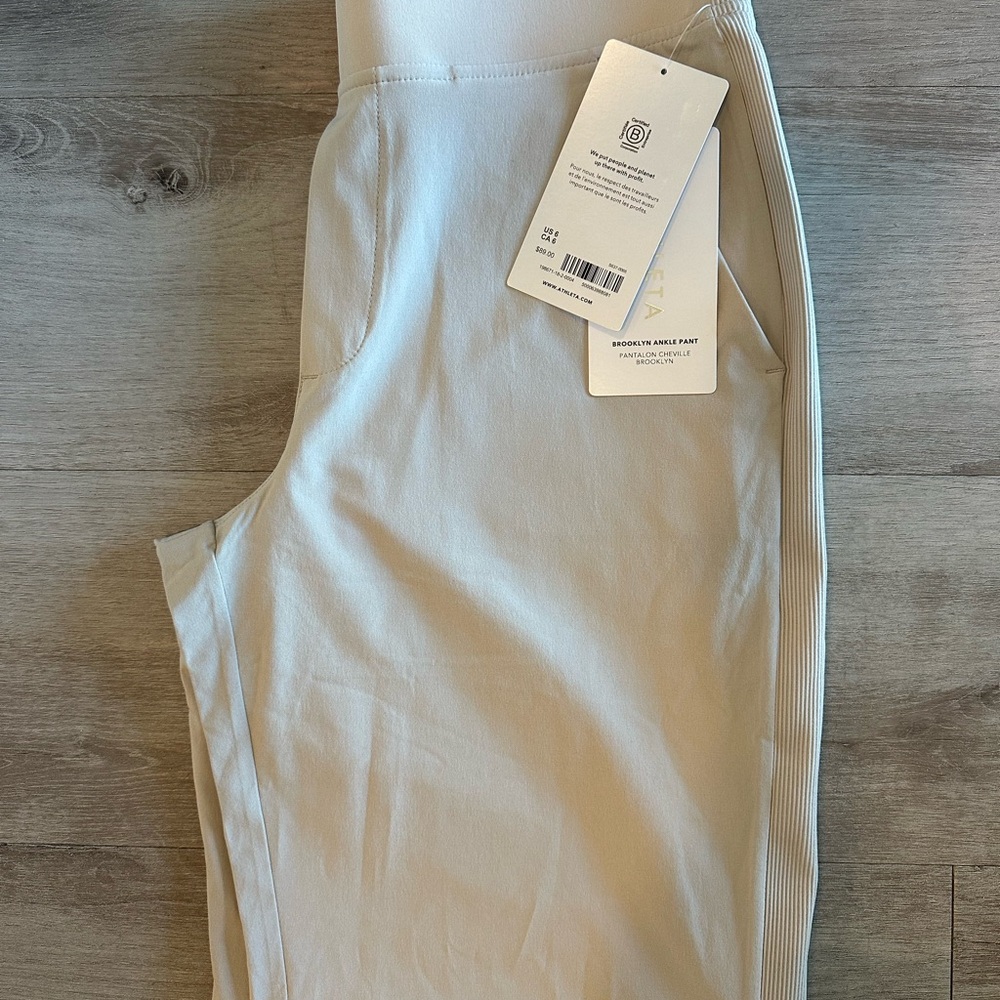 NEVER WORN Athleta Brooklyn Midrise Ankle Pant